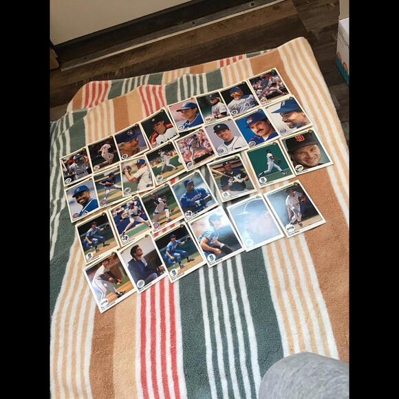 Lot of 29 baseball cards - Picture 2 of 2